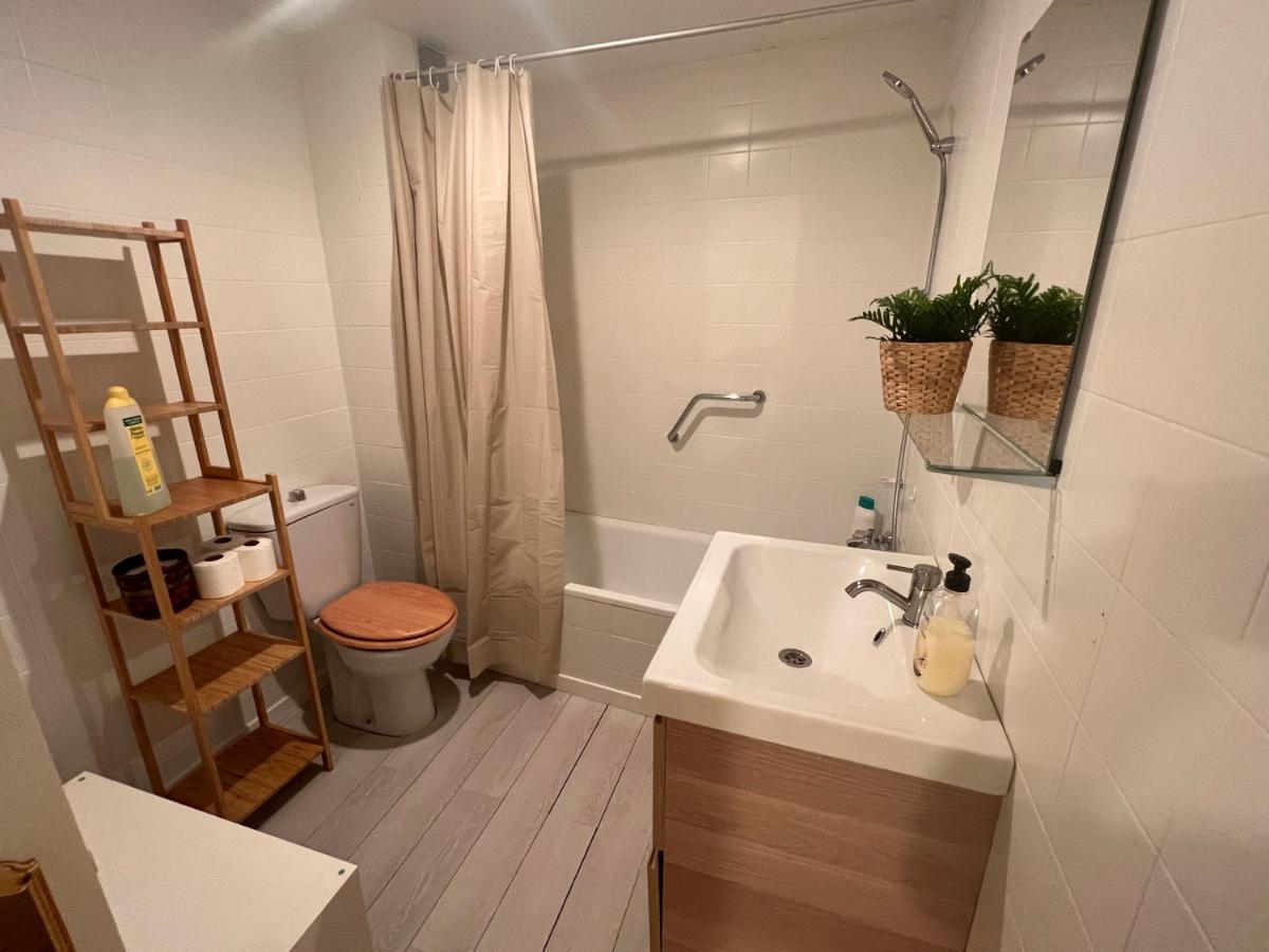 Apartamento Un Rincón con vistas al parque. Wifi junto a Catedral. Logroño Exterior foto