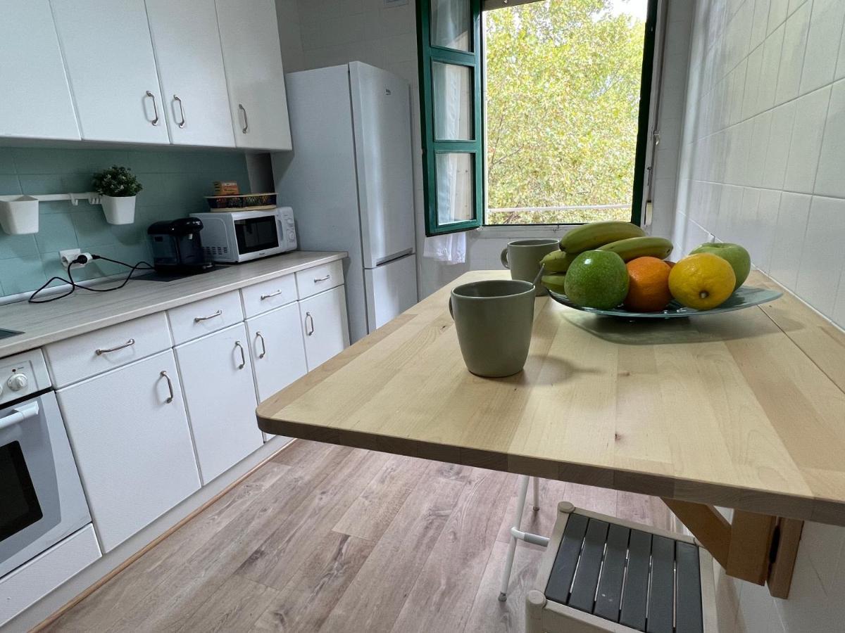 Apartamento Un Rincón con vistas al parque. Wifi junto a Catedral. Logroño Exterior foto